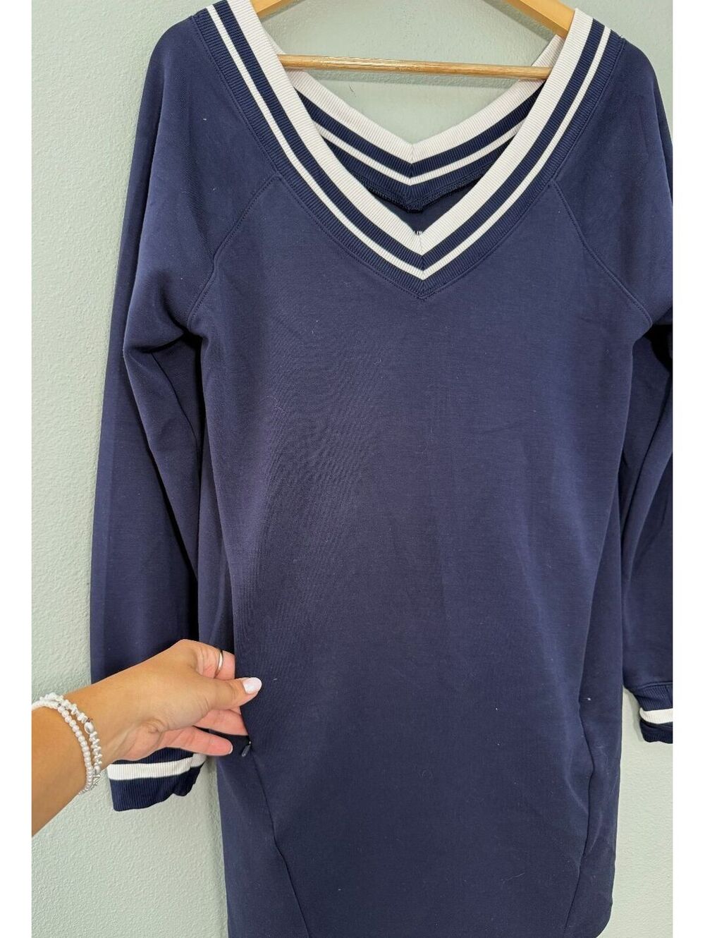 aerie Navy Blue V‑Neck Mini Dress with White Trim like new - medium - Picture 3 of 7
